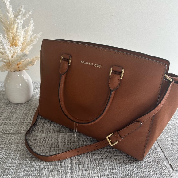 Michael Kors Brown Saffiano Leather Satchel Tote Shoulder Crossbody Bag Laptop w - Picture 9 of 12